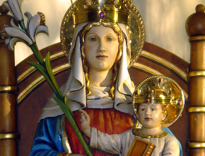 he statue of Our Lady of Walsingham, the Slipper Chapel, Walsingham, Norfolk, England. he statue of Our Lady of Walsingham, the Slipper Chapel, Walsingham, Norfolk, England.