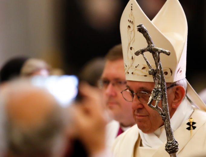 Pope Francis celebrates a Mass of thanksgiving at St. Mary Major Basilica in Rome Oct. 12 during the centenary celebration of the Pontifical Oriental Institute and the Congregation for Eastern Churches.
Pope Francis celebrates a Mass of thanksgiving at St. Mary Major Basilica in Rome Oct. 12 during the centenary celebration of the Pontifical Oriental Institute and the Congregation for Eastern Churches.