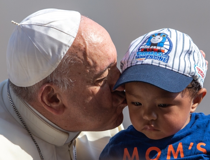 Pope Francis greets pilgrims in St. Peter's Square June 19, 2019. Pope Francis greets pilgrims in St. Peter's Square June 19, 2019.
