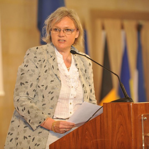 Catherine Vierling is an internationally recognized specialist on bioethics, human rights and the family. Catherine Vierling is an internationally recognized specialist on bioethics, human rights and the family.