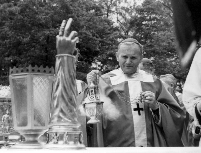 Archbishop Karol Wojtyła, the future Pope St. John Paul II, censes the altar at Mass in 1966 Archbishop Karol Wojtyła, the future Pope St. John Paul II, censes the altar at Mass in 1966