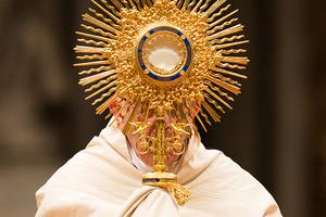 Pope Francis celebrates Vespers in St. Peter's Basilica on New Year's Eve, Dec. 31, 2017 Pope Francis celebrates Vespers in St. Peter's Basilica on New Year's Eve, Dec. 31, 2017