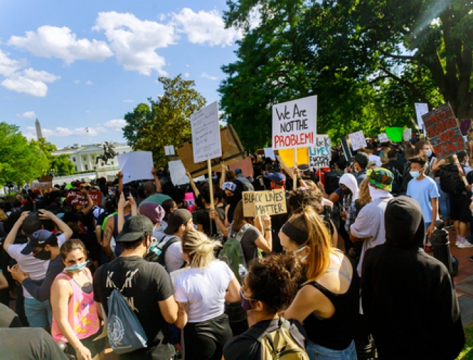 Protesters march after death George Floyd, group standing against White House on May 31, 2020. Protesters march after death George Floyd, group standing against White House on May 31, 2020.