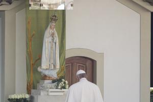 Pope Francis prays at the Shrine of Our Lady of Fatima May 12. Pope Francis prays at the Shrine of Our Lady of Fatima May 12.