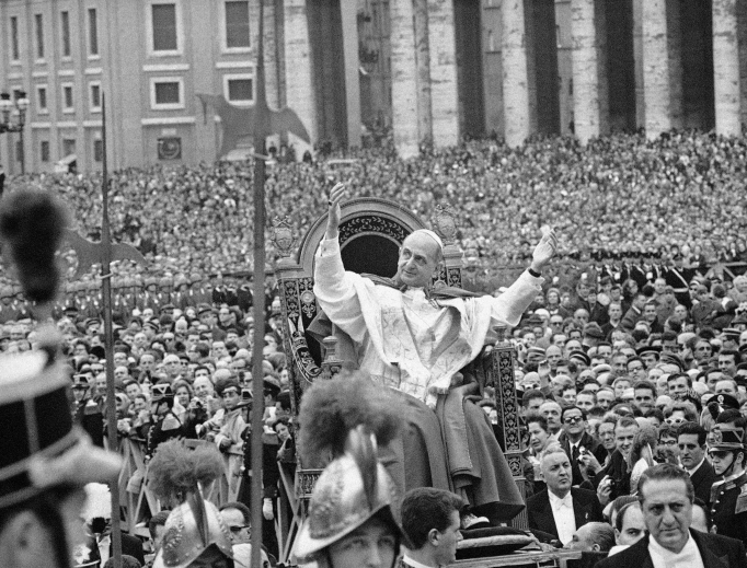 In this file photo taken on March 29, 1964, Pope Paul VI waves to a crowd estimated at 200,000 in St. Peter’s Square in Vatican City. Paul VI reaffirmed the Church’s ban on artificial contraception in his landmark 1968 encyclical. In this file photo taken on March 29, 1964, Pope Paul VI waves to a crowd estimated at 200,000 in St. Peter’s Square in Vatican City. Paul VI reaffirmed the Church’s ban on artificial contraception in his landmark 1968 encyclical.