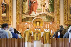 St. John the Baptist in Costa Mesa, California, makes the sacraments readily available.
St. John the Baptist in Costa Mesa, California, makes the sacraments readily available.