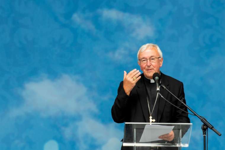 Cardinal Vincent Nichols of Westminster, England, delivers a keynote address at the World Meeting of Families in Dublin Aug. 23. Cardinal Vincent Nichols of Westminster, England, delivers a keynote address at the World Meeting of Families in Dublin Aug. 23.
