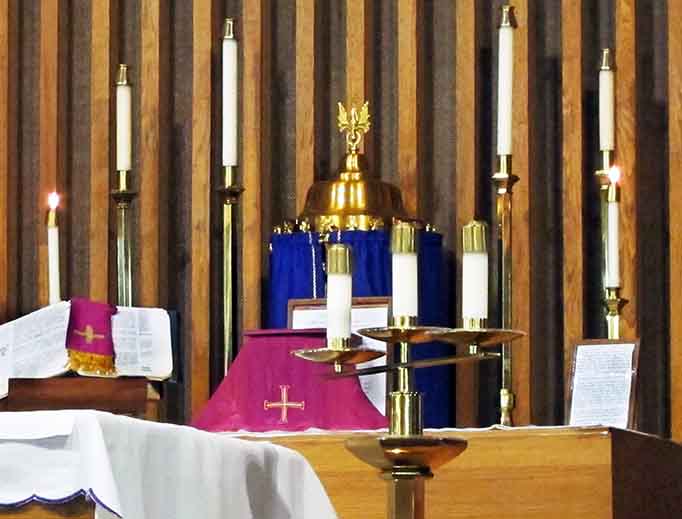 The altar at St. Peter the Fisherman in Mountain Home, Arkansas The altar at St. Peter the Fisherman in Mountain Home, Arkansas