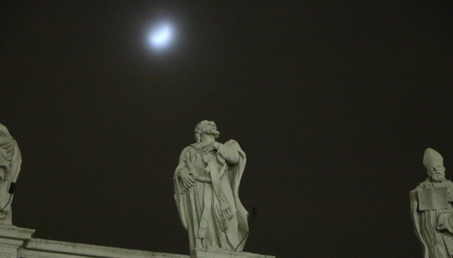 Statue of a saint on the top of the colonnade in St. Peter's Square. Statue of a saint on the top of the colonnade in St. Peter's Square.