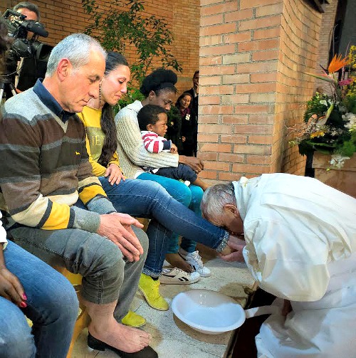 Pope Francis washes the feet of detainees and inmates at the Rebibbia Prison off of the Via Tiburtina in Rome on Holy Thursday 2015.
Pope Francis washes the feet of detainees and inmates at the Rebibbia Prison off of the Via Tiburtina in Rome on Holy Thursday 2015.