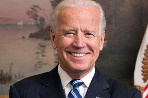Official portrait of Joe Biden, Jan. 10, 2013.
Official portrait of Joe Biden, Jan. 10, 2013.