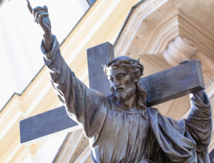 Statue of Jesus Christ in front of the Holy Cross Church in Warsaw. Statue of Jesus Christ in front of the Holy Cross Church in Warsaw.