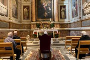 Pope Francis prays in the Basilica of St. Augustine in Campo Marzio, Rome, which contains relics of St. Monica. Pope Francis prays in the Basilica of St. Augustine in Campo Marzio, Rome, which contains relics of St. Monica.