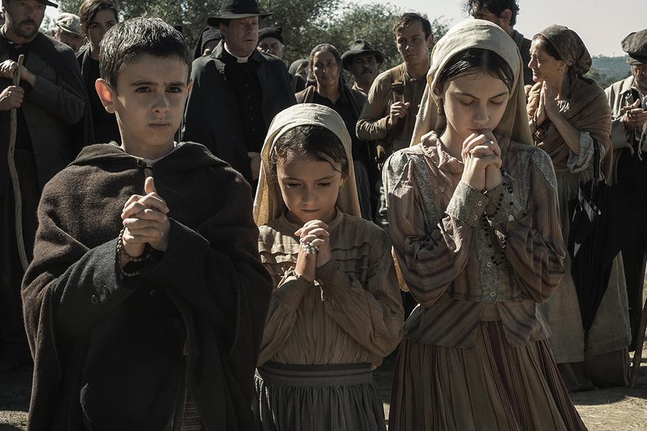 Jorge Lamelas, Alejandra Howard and Stephanie Gil star in ‘Fatima.’ Jorge Lamelas, Alejandra Howard and Stephanie Gil star in ‘Fatima.’