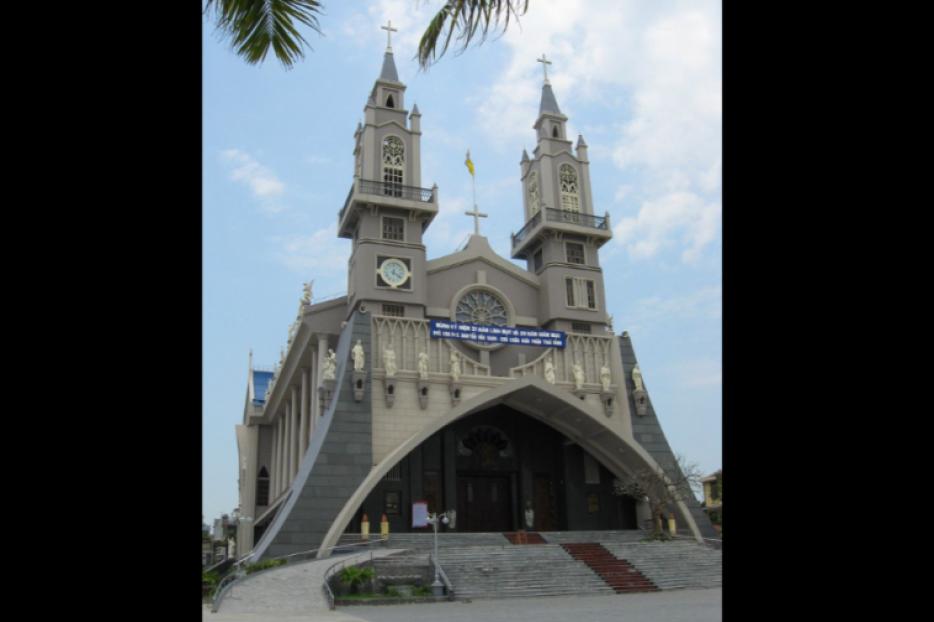 Sacred Heart Cathedral in the Diocese of Thái Bình. Sacred Heart Cathedral in the Diocese of Thái Bình.