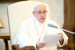 Pope Francis waves to pilgrims during a General Audience. Pope Francis waves to pilgrims during a General Audience.