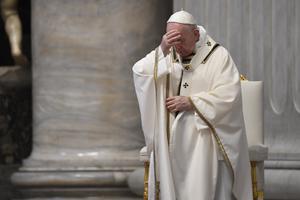 Pope Francis celebrated the Solemn Mass of Easter at the Altar of the Chair in St. Peter's Basilica, without the presence of the public due to the coronavirus, on April 12, 2020. Pope Francis celebrated the Solemn Mass of Easter at the Altar of the Chair in St. Peter's Basilica, without the presence of the public due to the coronavirus, on April 12, 2020.