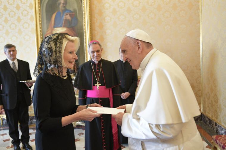 Newly-appointed American Ambassador to the Holy See Callista Gingrich presents credential letters to Pope Francis on December 22, 2017 in Vatican City. Newly-appointed American Ambassador to the Holy See Callista Gingrich presents credential letters to Pope Francis on December 22, 2017 in Vatican City.