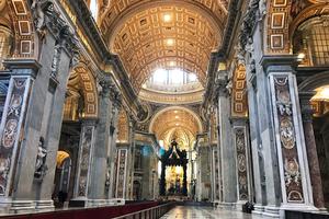 St. Peter’s Basilica St. Peter’s Basilica