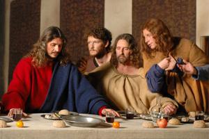 The nine-minute tableau vivant is presented in slow motion, bringing the famous painting to life. The nine-minute tableau vivant is presented in slow motion, bringing the famous painting to life.
