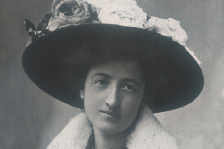 Armida Barelli (1882-1952). Armida Barelli (1882-1952).