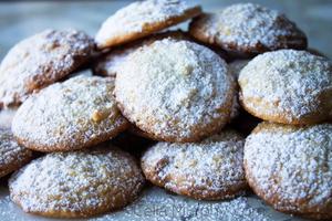 Honey-Almond Cookies Honey-Almond Cookies