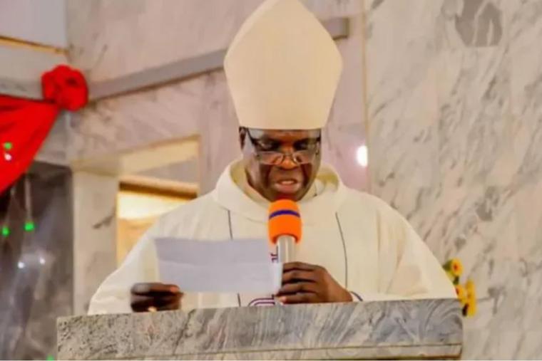 Archbishop Matthew Man-oso Ndagoso of Nigeria’s Kaduna Archdiocese addresses congregants. Archbishop Matthew Man-oso Ndagoso of Nigeria’s Kaduna Archdiocese addresses congregants.