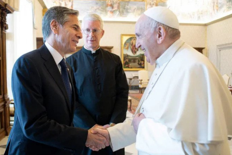 Pope Francis greets Secretary Antony Blinken at the Vatican on June 28, 2021. Pope Francis greets Secretary Antony Blinken at the Vatican on June 28, 2021.