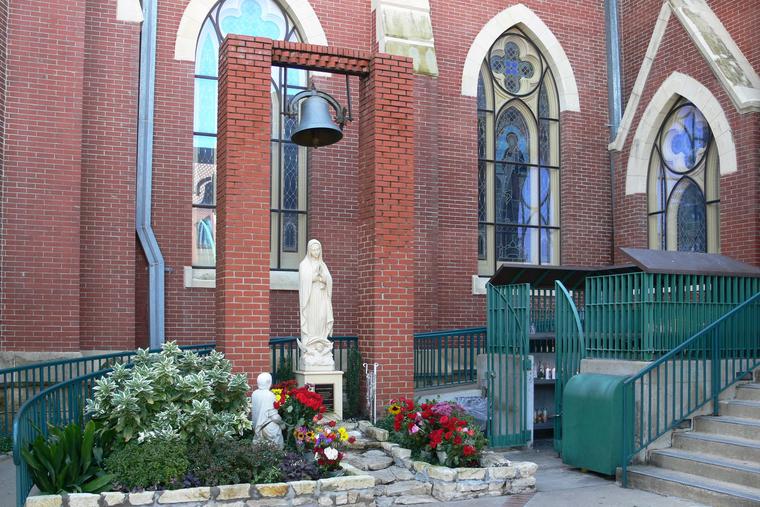 Citing Local COVID Surge, Dallas Diocese Prolongs Dispensation From Sunday Obligation