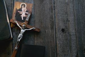 Jesus modeled for us the way to serve God and others. Jesus modeled for us the way to serve God and others.