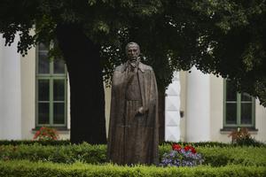 A monument in the courtyard of the the metropolitan curia in Lublin, Poland, commemorates Cardinal Stefan Wyszynski, who will be beatified Sept. 12 in Warsaw A monument in the courtyard of the the metropolitan curia in Lublin, Poland, commemorates Cardinal Stefan Wyszynski, who will be beatified Sept. 12 in Warsaw