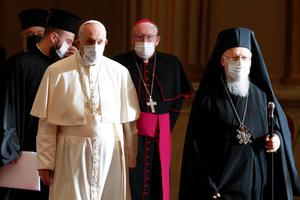 Pope Francis and Orthodox Patriarch Bartholomew of Constantinople arrive for the meeting, “Faith and Science: Towards COP26,” with religious leaders in the Hall of Benedictions on October 04, 2021 in Vatican City, Vatican. Pope Francis and Orthodox Patriarch Bartholomew of Constantinople arrive for the meeting, “Faith and Science: Towards COP26,” with religious leaders in the Hall of Benedictions on October 04, 2021 in Vatican City, Vatican.