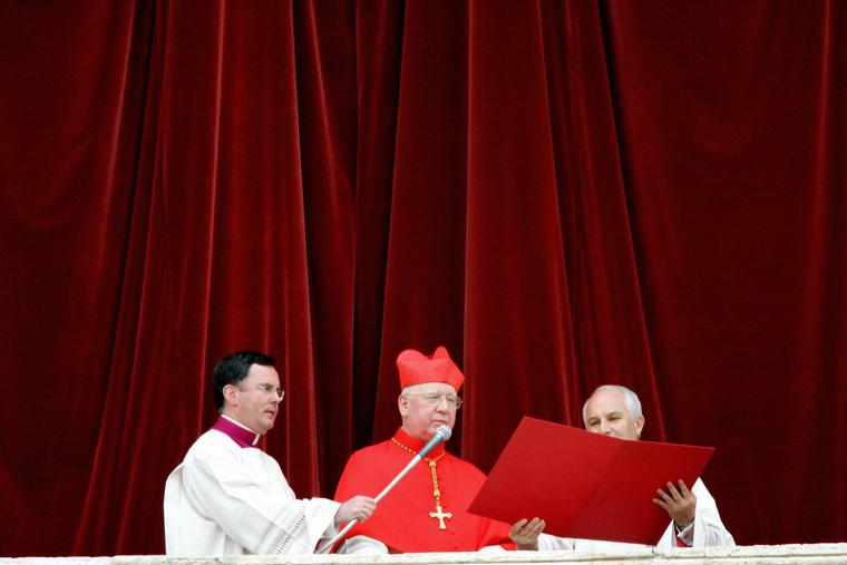 Pope Francis Mourns ‘Self-Sacrificing’ Cardinal Who Announced Benedict XVI’s Election Pope Francis Mourns ‘Self-Sacrificing’ Cardinal Who Announced Benedict XVI’s Election
