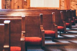 Jackson is one of Missouri’s largest counties by population, and Abundant Life claims that some 4,500 people generally attend their services. Jackson is one of Missouri’s largest counties by population, and Abundant Life claims that some 4,500 people generally attend their services.
