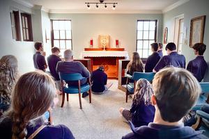 Students fill a perpetual adoration chapel in Louisiana Students fill a perpetual adoration chapel in Louisiana