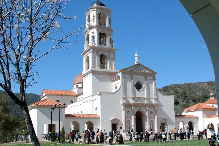 The Thomas Aquinas College Chapel in Santa Paula, California The Thomas Aquinas College Chapel in Santa Paula, California