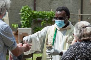 Priest celebrates the Mass amid the COVID pandemic. Priest celebrates the Mass amid the COVID pandemic.