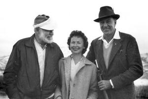Ernest Hemingway (l) and Gary Cooper (r) in Silver Creek, Idaho, January 1959. Sources differ on whether the woman in center is Clara Spiegel or Bobbi Powell. Ernest Hemingway (l) and Gary Cooper (r) in Silver Creek, Idaho, January 1959. Sources differ on whether the woman in center is Clara Spiegel or Bobbi Powell.