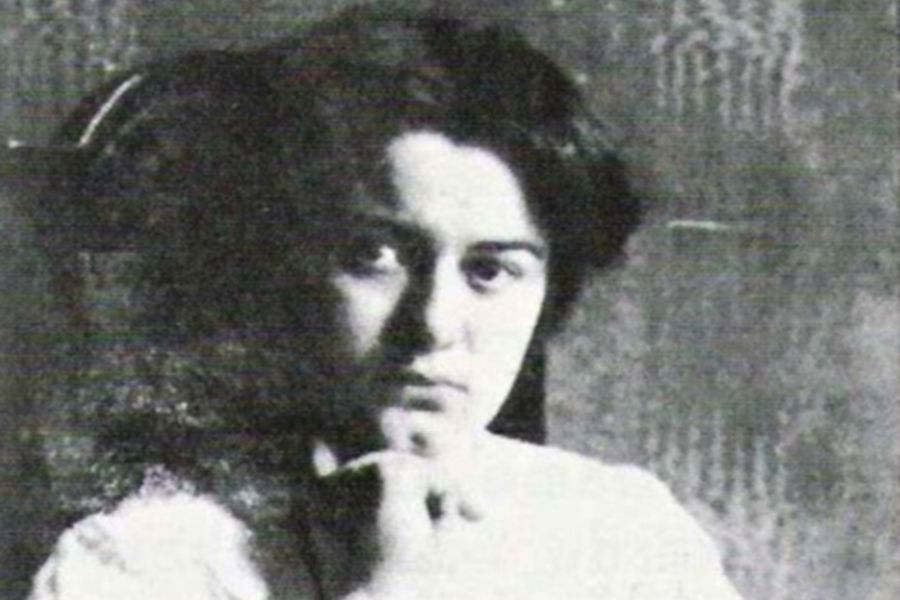 Edith Stein, pictured as a student in 1913-1914. Edith Stein, pictured as a student in 1913-1914.