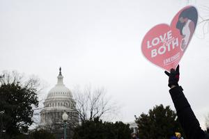 ‘Love Them Both’ was proclaimed by pro-lifers during the March for Life on Jan. 21 in Washington, D.C. ‘Love Them Both’ was proclaimed by pro-lifers during the March for Life on Jan. 21 in Washington, D.C.