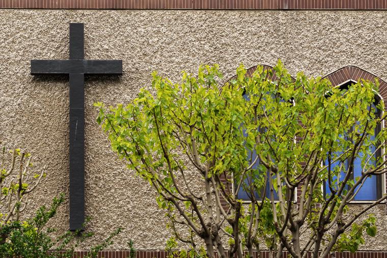 Researcher: Iran Is Squeezing Christians and Other Minorities Out of the Middle East