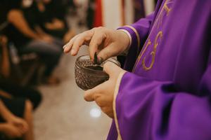 Ash Wednesday begins the season of Lent this year on March 2, 2022. Ash Wednesday begins the season of Lent this year on March 2, 2022.