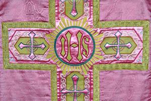 Rose Chasuble Rose Chasuble