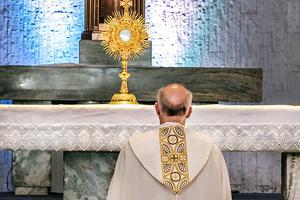 Archbishop Salvatore J. Cordileone kneels before the monstrance at a June 17, 2021, Holy Hour. Archbishop Salvatore J. Cordileone kneels before the monstrance at a June 17, 2021, Holy Hour.