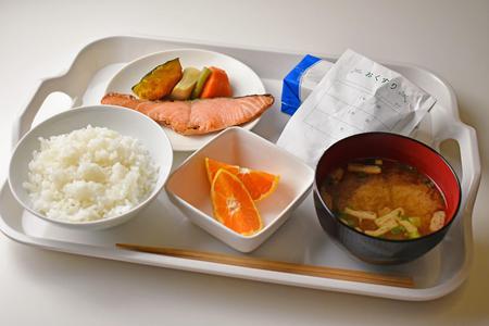 A Mysterious Visitor Brings Last Meal, Beautiful Mexican Madonna Associated with Cures, and More Great Links!