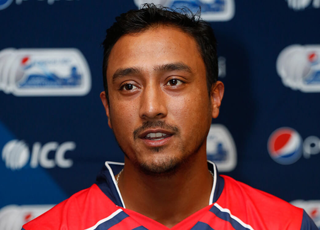 Paras resigns as cricket captain