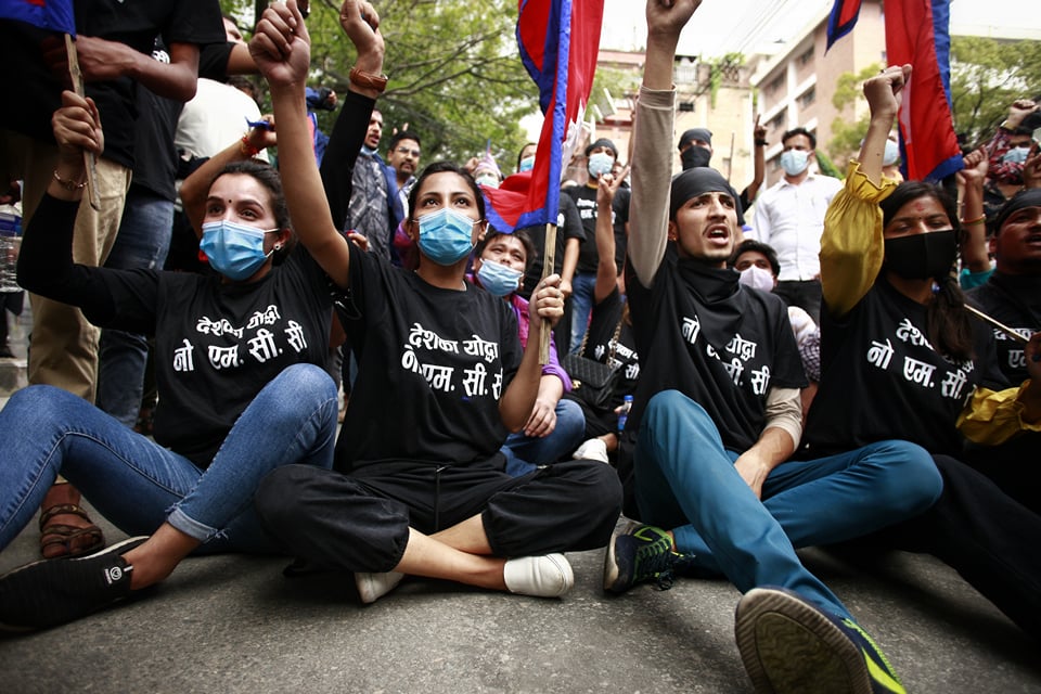 Nepal stuck between rock and hard place