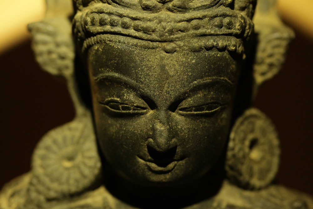 The enigma of arrival of Nepal's gods