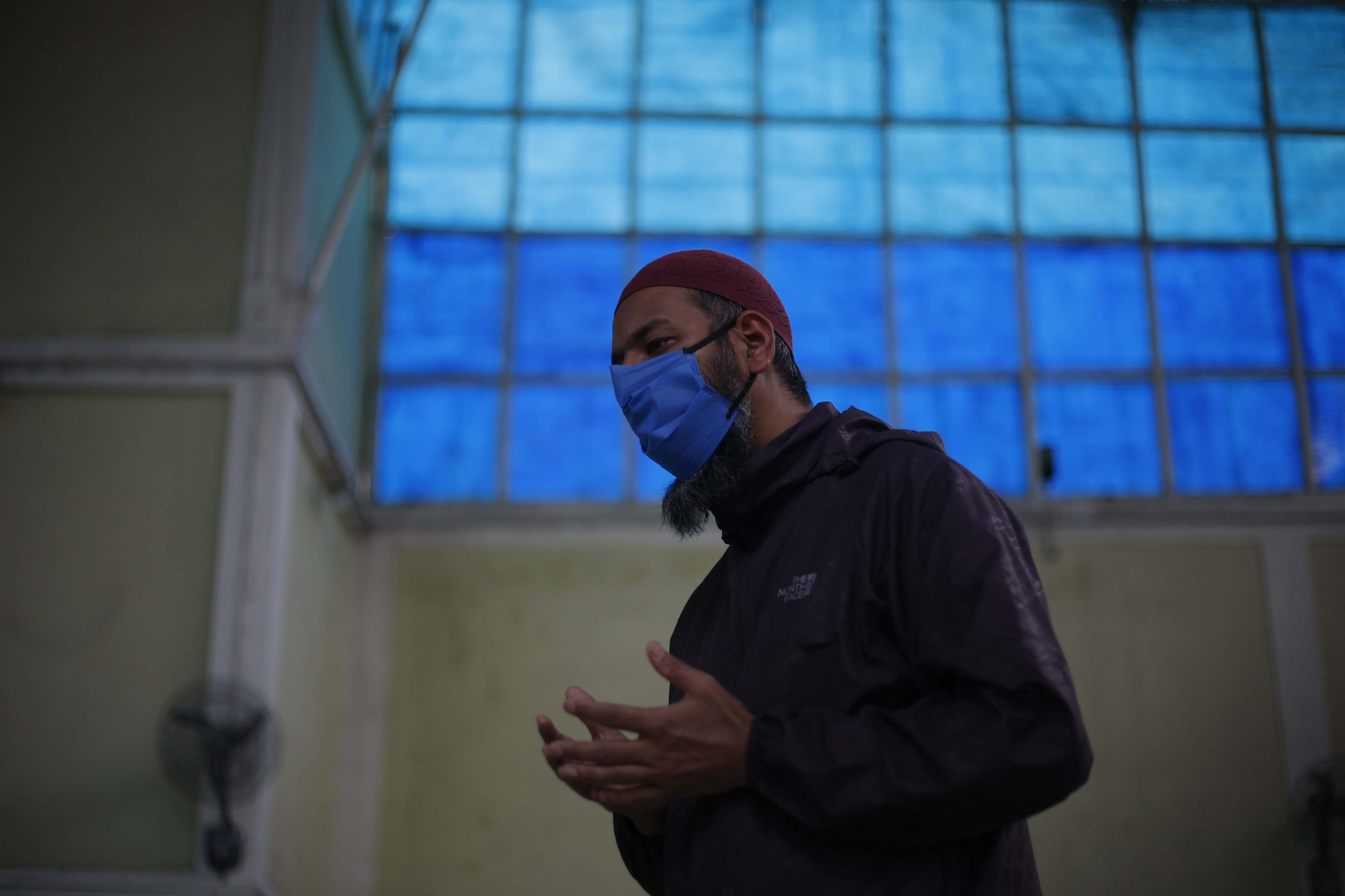 Nepal's Muslims face stigma after COVID-19 tests