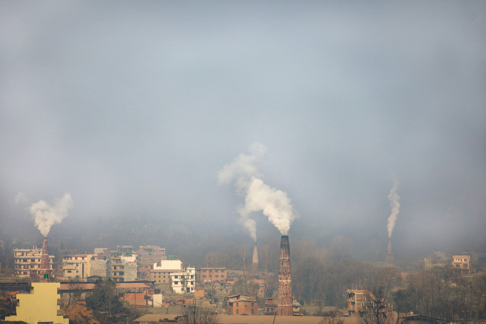 Why is the air in Bhaktapur so bad?